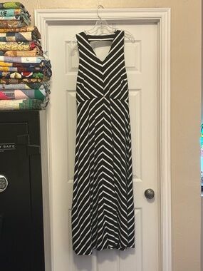 Talbots Navy and White Chevron Maxi Dress